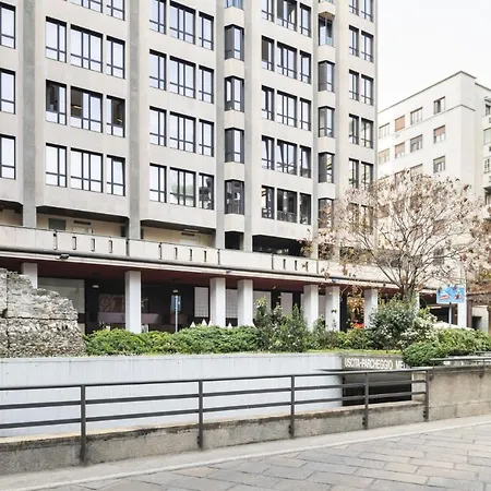 Apartamento Easylife - Lussuosa Dimora Con Rooftop Condominiale Vista Duomo Milão