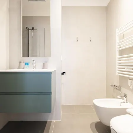 Easylife - Lussuosa Dimora Con Rooftop Condominiale Vista Duomo ミラノ